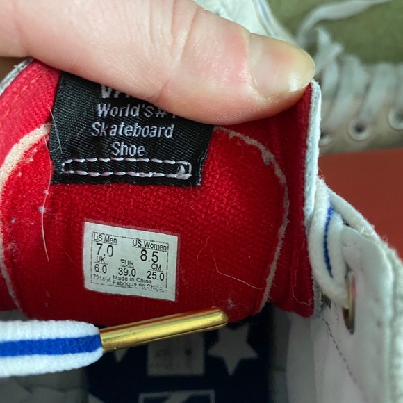 America Themed Vans High Tops - Picture 2 of 2